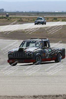 media/Sep-27-2025-24 Hours of Lemons (Sat) [[04fd3ac4ac]]/1pm (Off Ramp)/